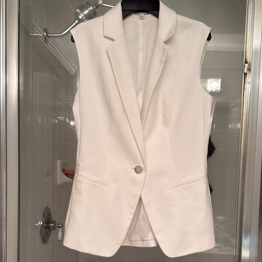Express Cream Tailored Blazer with Notched Lapels